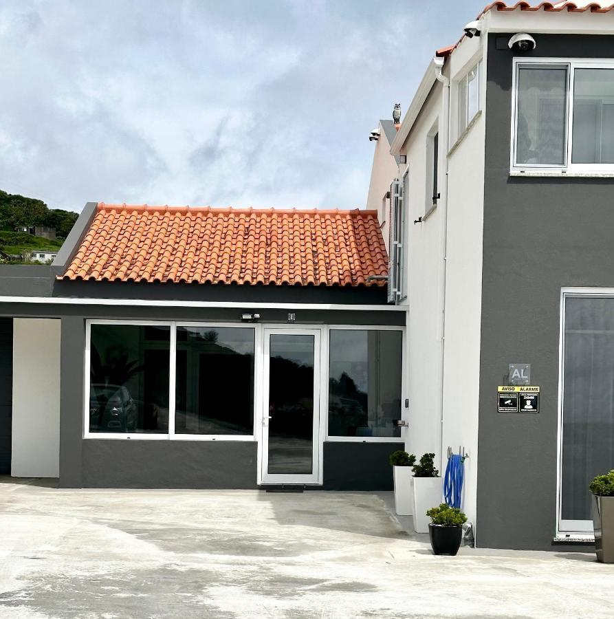 Paradise Apartments I サンタ・クルス・ダス・フローレス エクステリア 写真