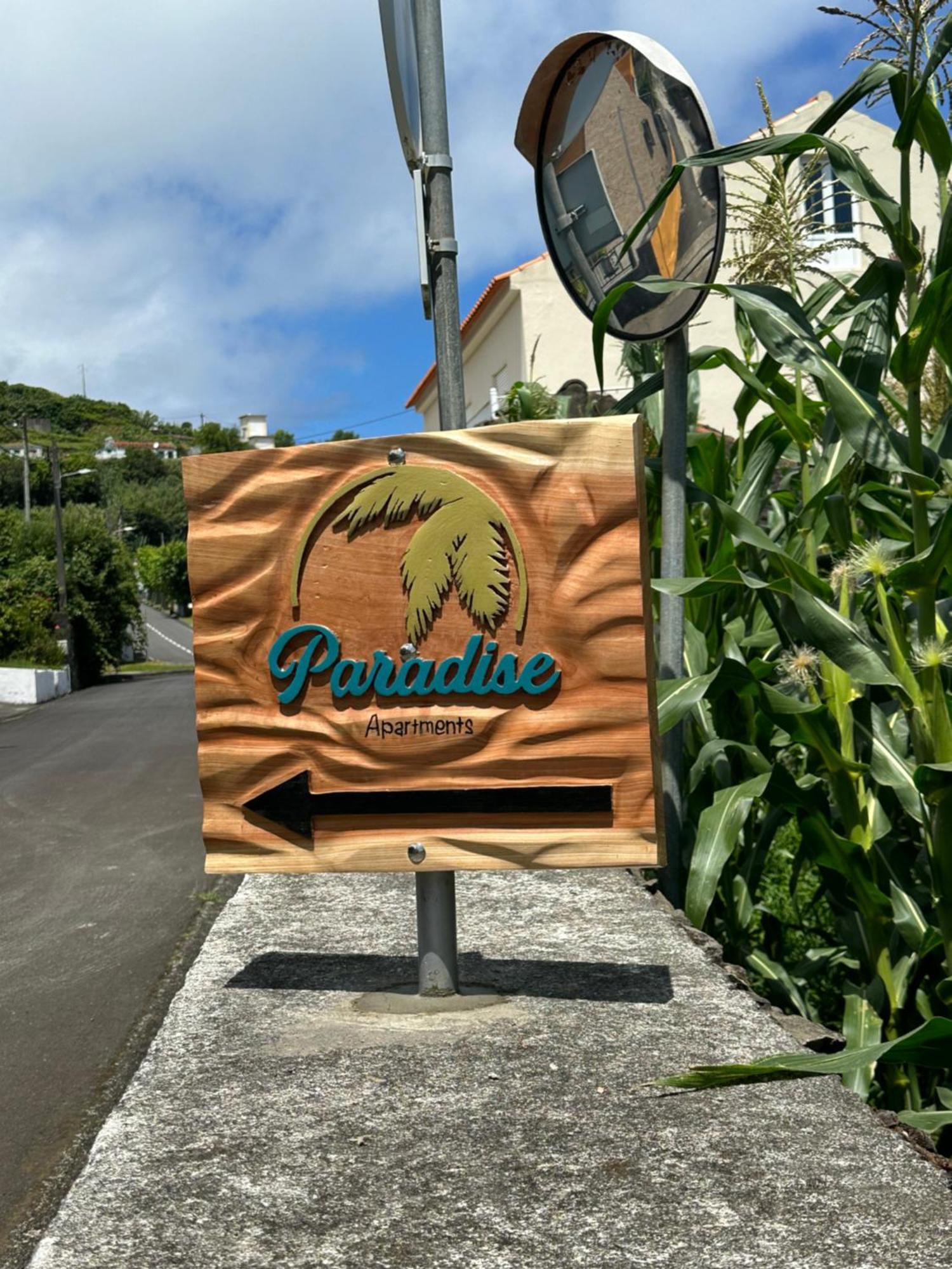 Paradise Apartments I サンタ・クルス・ダス・フローレス エクステリア 写真
